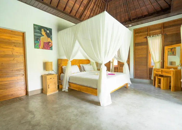 Damar Sanjaya Uttama Lodge Amed