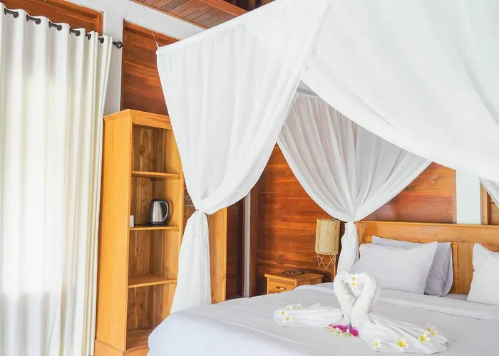 Damar Sanjaya Uttama Lodge